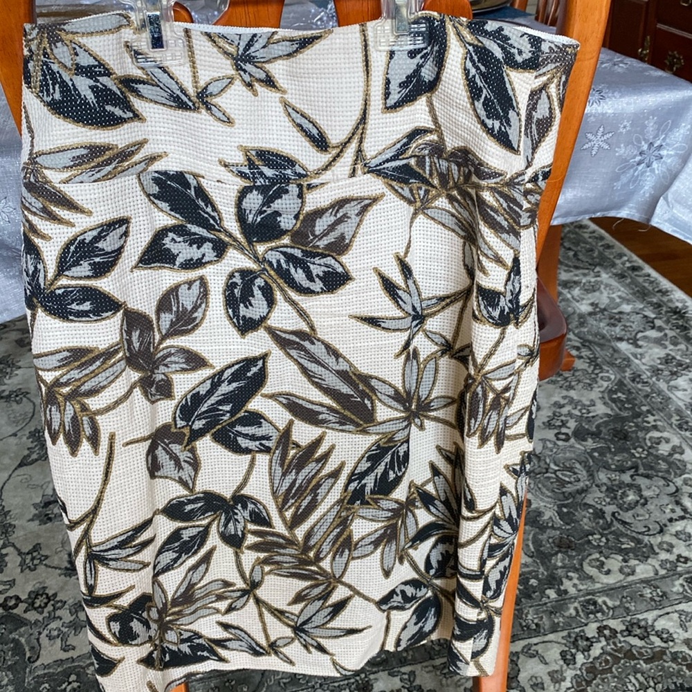 J Crew midi pencil skirt fully lined size 6
